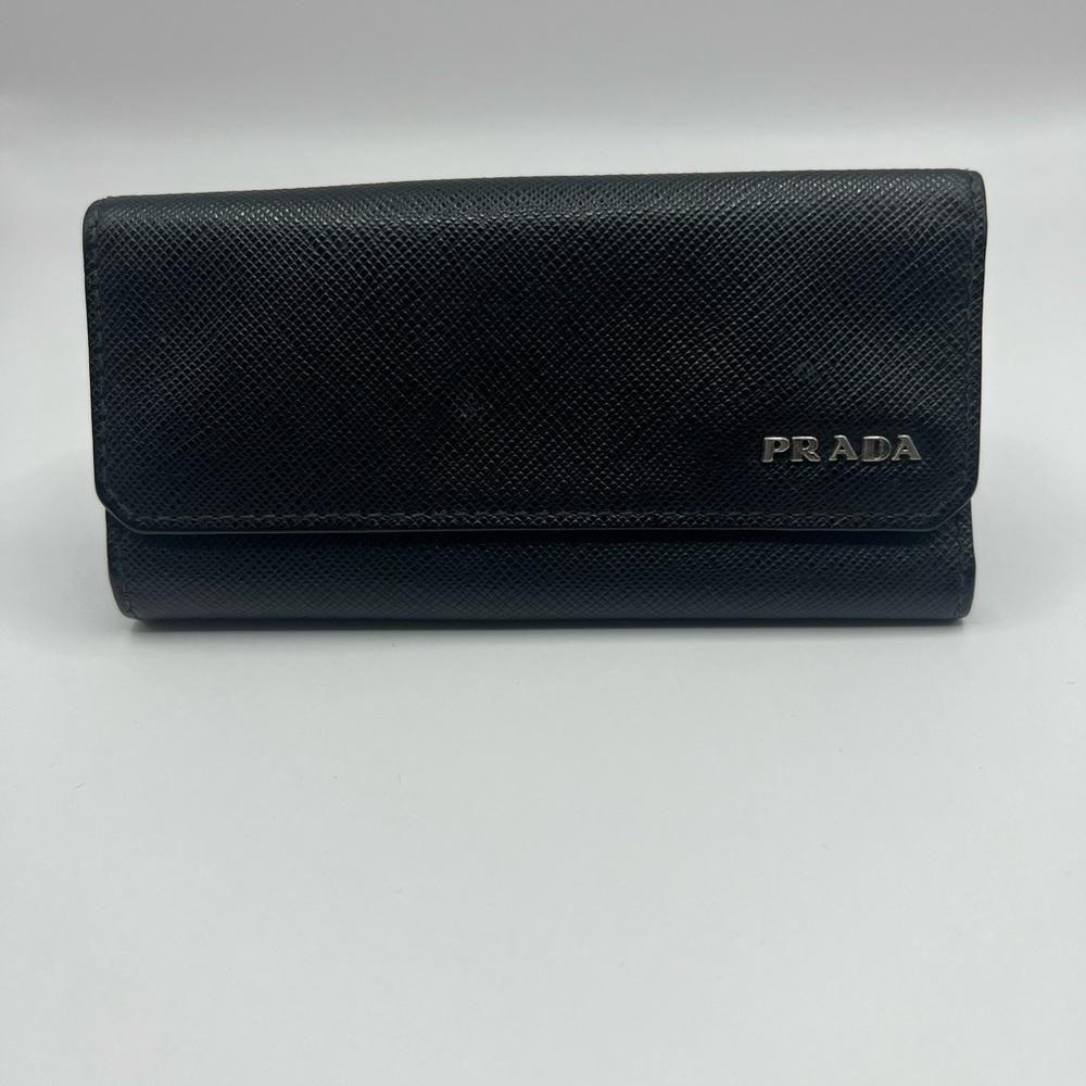 Authentic Prada 6 ring key holder, EUC